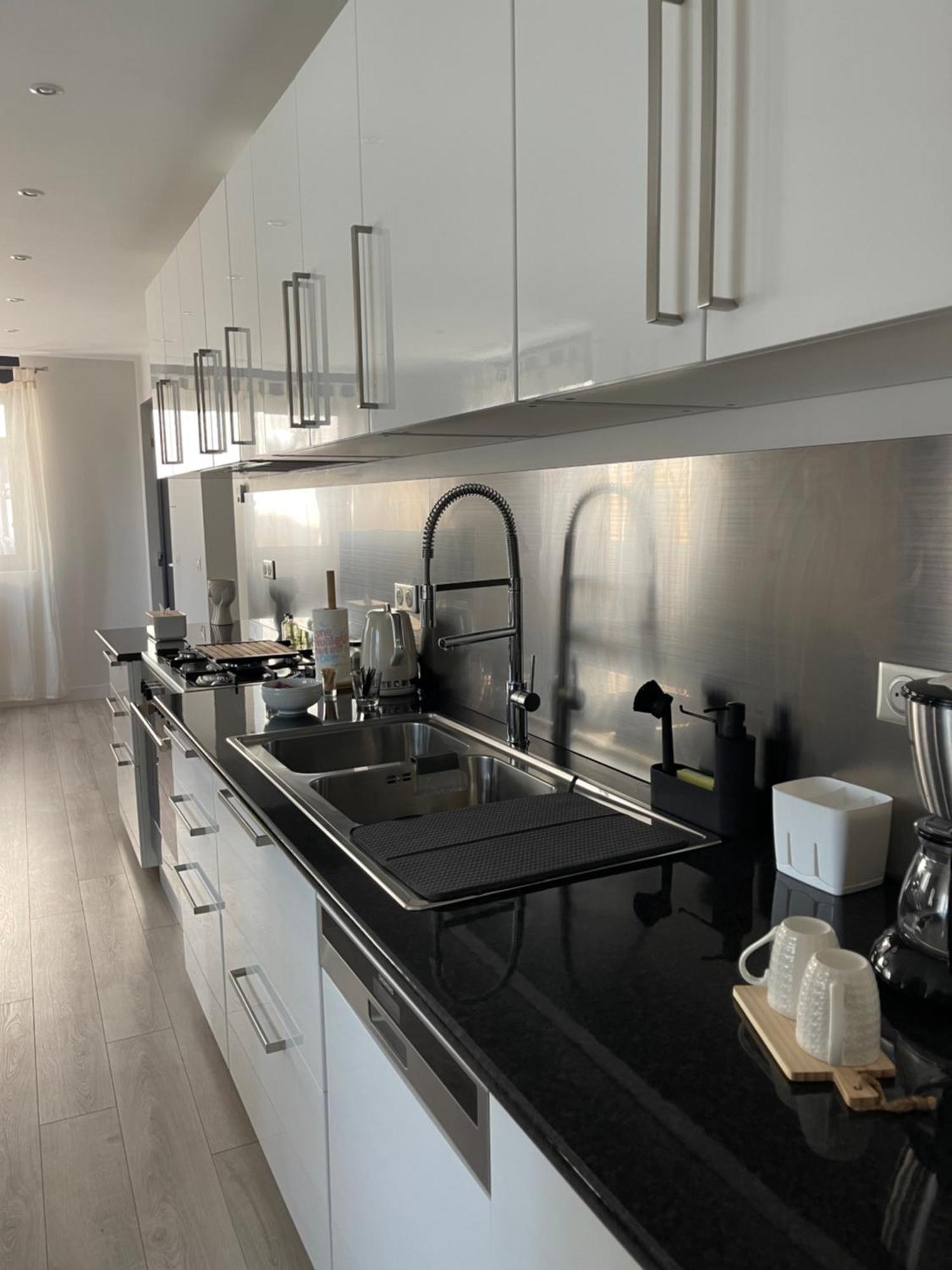 Apartment 1 Confort&Modern Arad Exterior foto